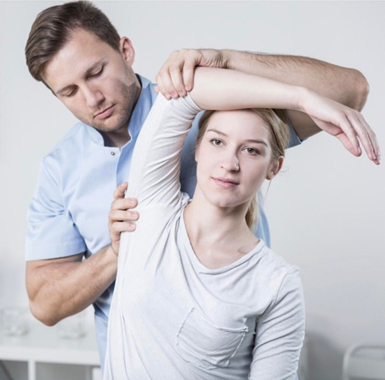 Rehabilitación en casa, con un equipo que cuida de ti